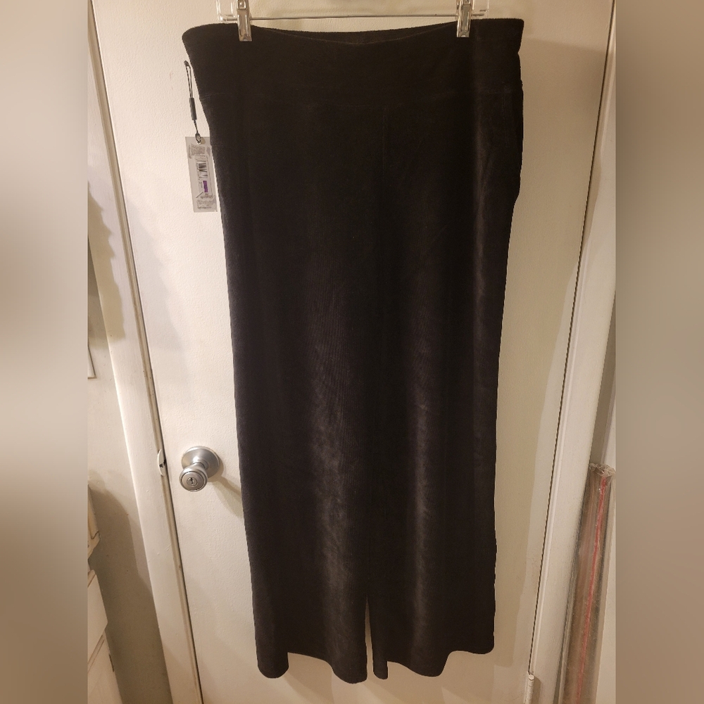 Calvin Klein Women's Plus Black Velvet Stretch Knit Pants 2X